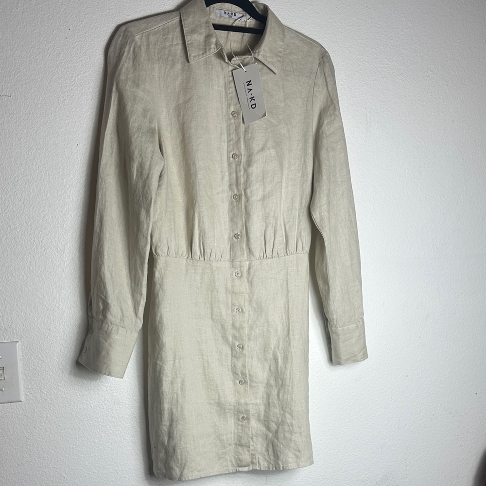 100% Linen Button-Front Shirt Dress in Light Beige. High Vibes. Classic. Size 6